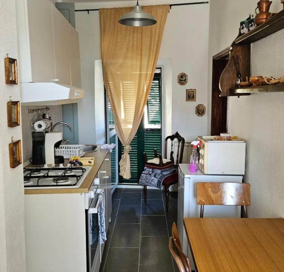 Daire Appartamento Nel Borgo - Casa Del Pellegrino Sulla Via Francigena Aulla İtalya