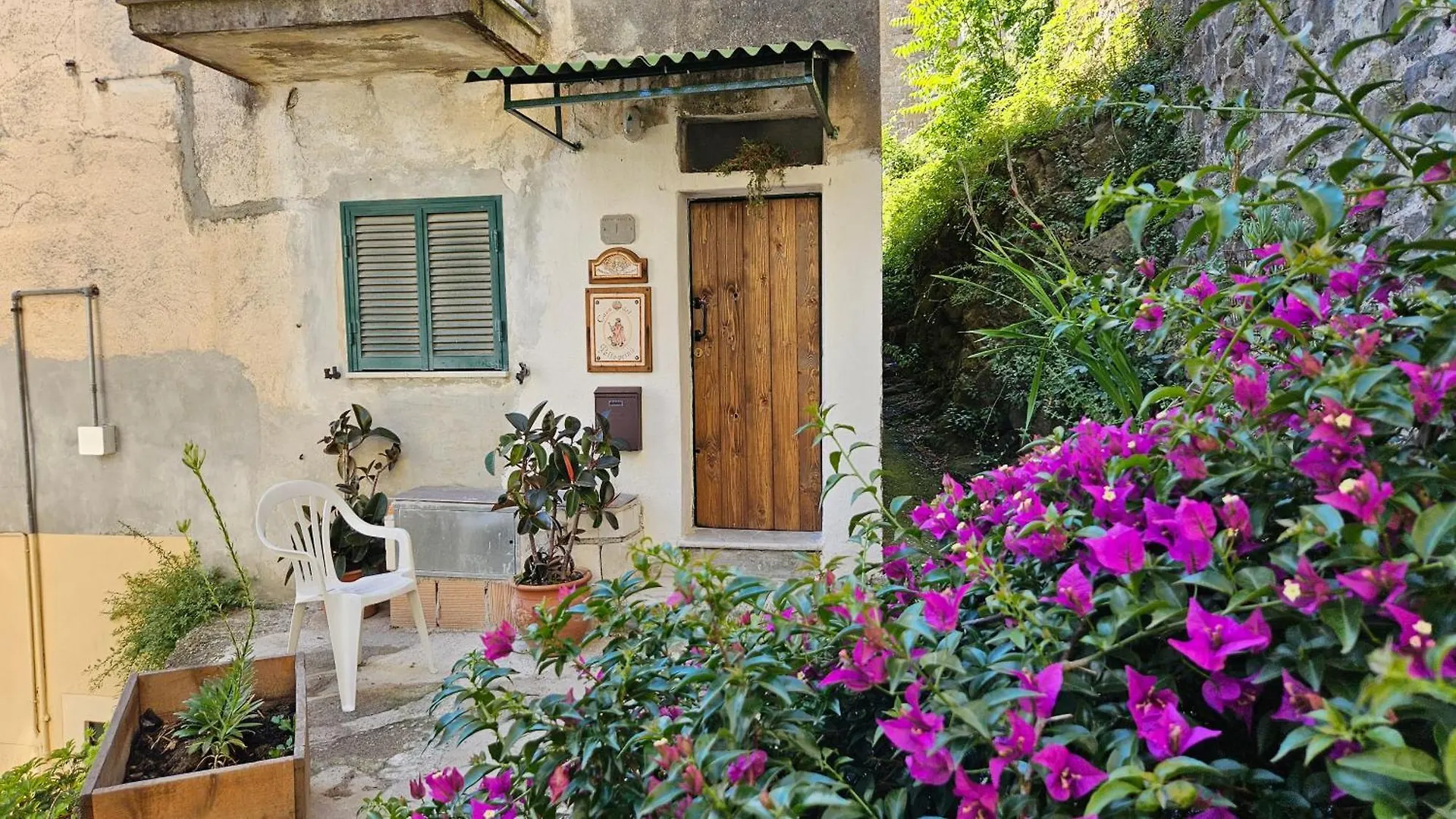 Apartment Appartamento Nel Borgo - Casa Del Pellegrino Sulla Via Francigena Aulla